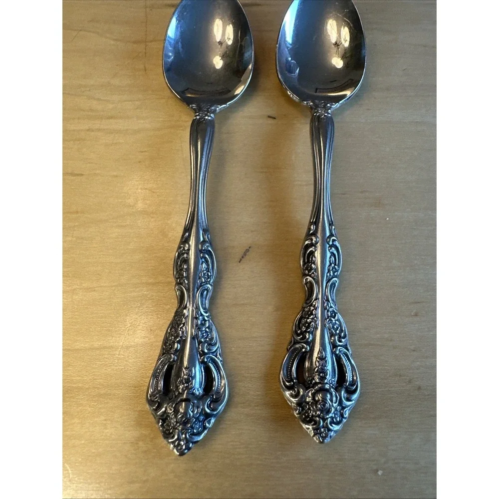 Oneida MICHELANGELO Stainless Teaspoon Heirloom CUBE Glossy‎ Flatware Lot Of 2